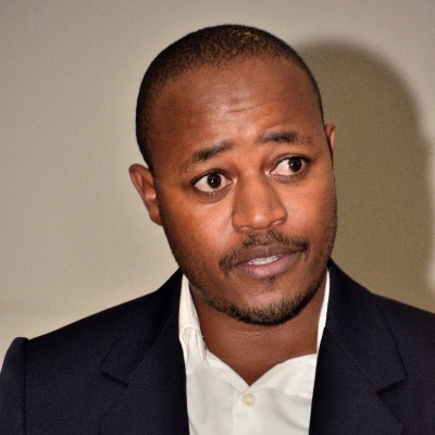 Dr. Sihe Nhleko